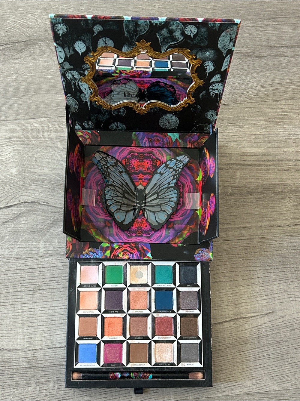URBAN DECAY | Disney ALICE THROUGH THE LOOKING GLASS